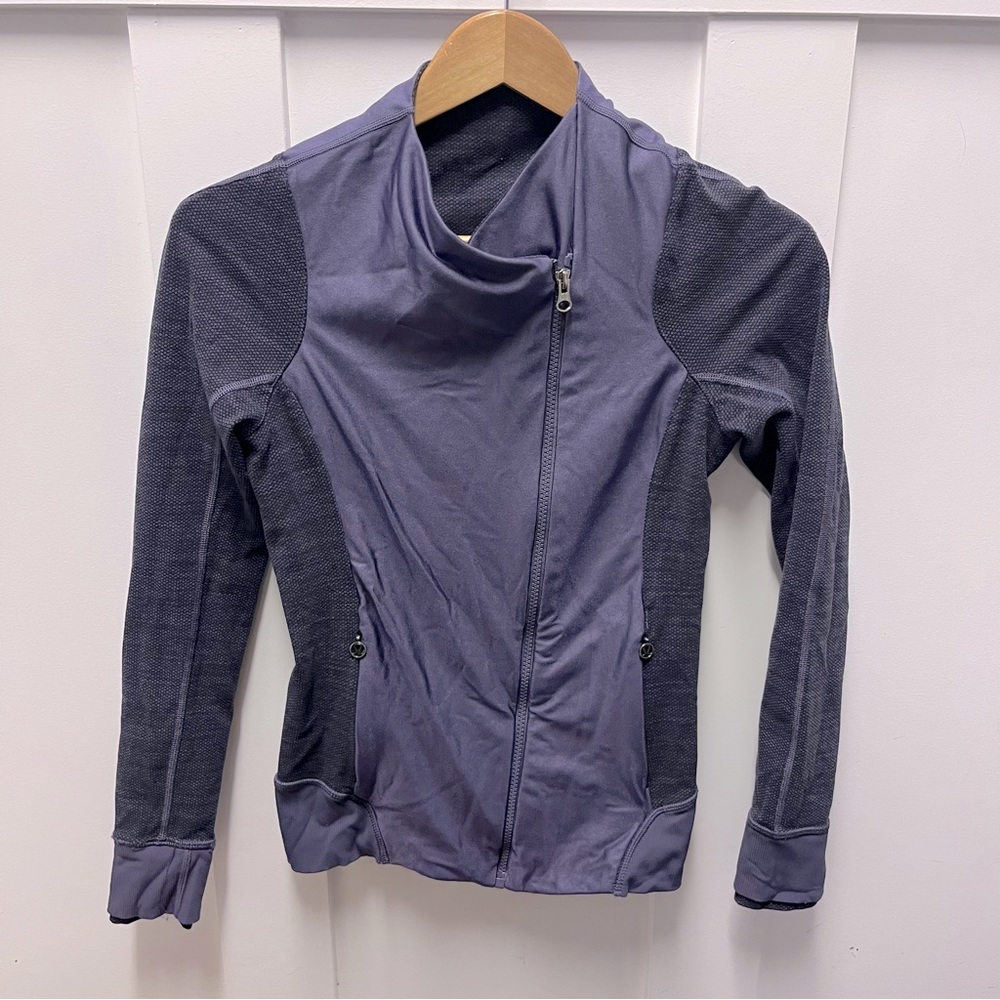 Lululemon Emerge Renewed Assymetrical Zippered Sweater/Jacket, Purple, S…